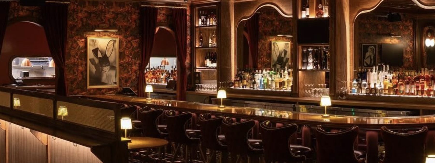 The Sullivan Club bar, ready for the evening